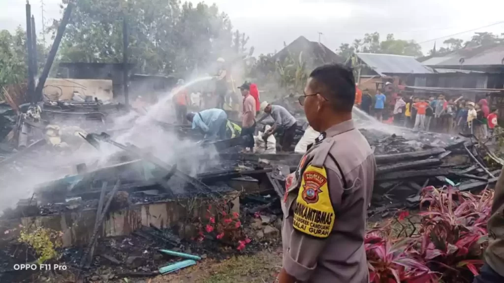 Sebuah Rumah Di Agam Ludes Dilahap Si Jago Merah