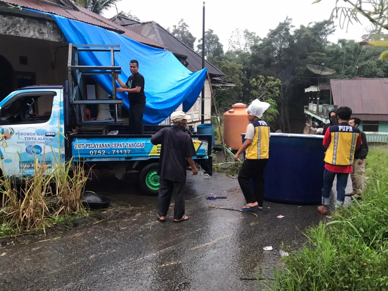 Banjir Bandang Dan Galodo Rusak Jaringan Air PDAM Tirta Alami Kerugian