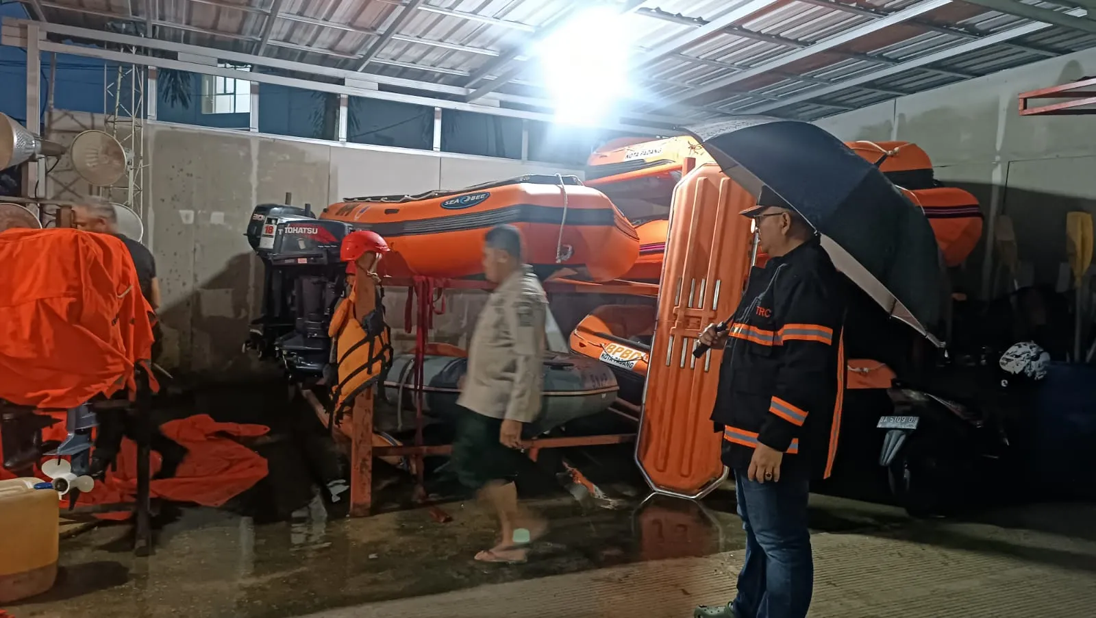 Waspada Banjir Pj Wako Padang Perintahkan Tim Reaksi Cepat Siaga