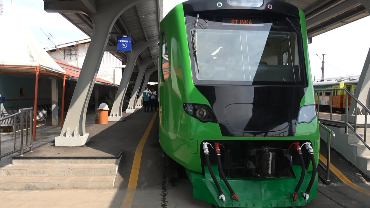 Mulai 2021, Tiket Kereta Api di Sumbar Hanya Bisa Dibeli Via Aplikasi