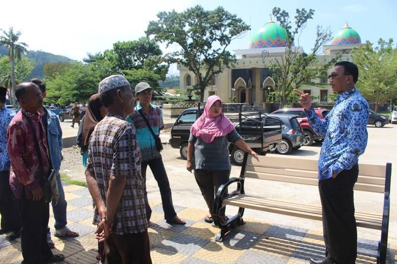 Berita Pesisir Selatan Terbaru: PKL di Taman Spora Painan Diizinkan Berdagang Mulai Sore