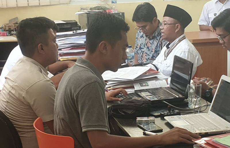 Sudarto Dibebaskan setalah diperiksa 24 Jam - Sudarto ditangkap, Selasa (07/1/2020)