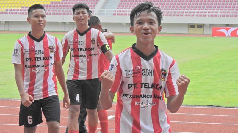 Berita Kota Padang Terbaru. Skuad PSP Padang U-15. Melangkah ke Final Piala Soeratin, inilah Skuad PSP Padang U-15. Baca Padangkita.com