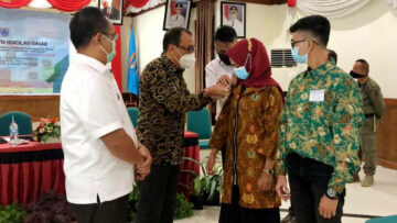 Hari Guru Nasional ke-75, Kejar Mutu SD Di-launching di Kepulauan Mentawai