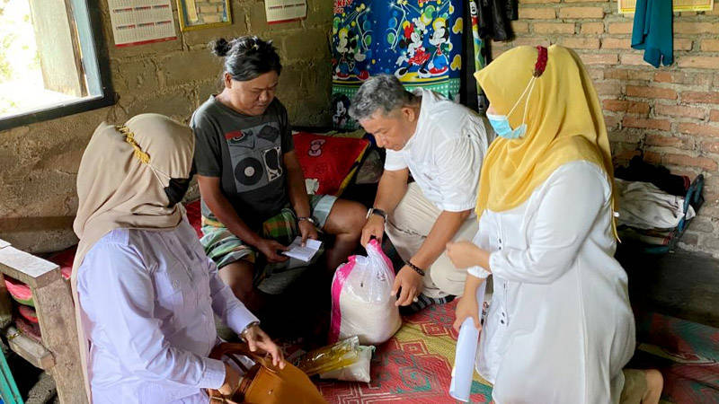 Andre Rosiade Bantu Biaya Berobat Ramli, Warga Kuranji Padang Yang ...