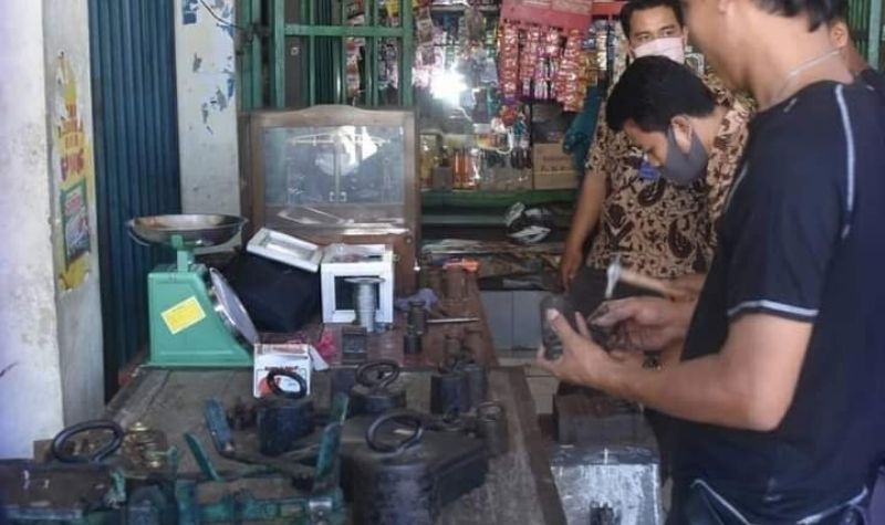 Semua Timbangan Pedagang Pasar di Padang Ditera Ulang, Andree: Lindungi Kepentingan Konsumen dan Produsen