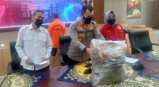Polisi Gagalkan Perdagangan 12,8 Kilogram Sisik Trenggiling di Padang