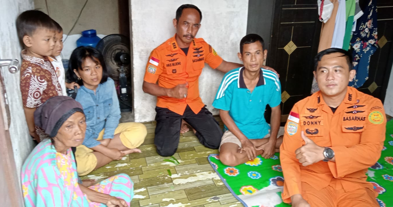 Sempat Dinyatakan Hilang, Sopir Truk yang Jatuh ke Jurang Sitinjau Lauik Ditemukan Selamat di Palembang