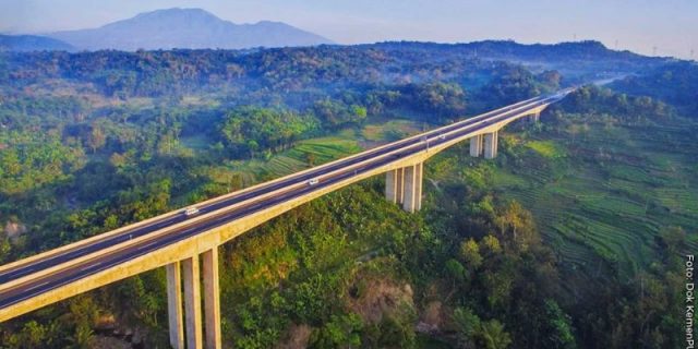 Inilah Jembatan Jalan Tol Terpanjang di Pulau Jawa, Pemandangannya Menakjubkan