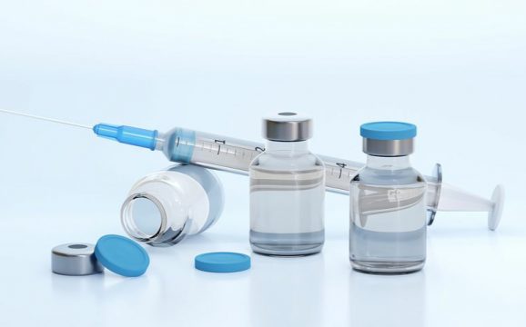 Kemenkes Kirimkan Vaksin Meningitis ke Sumbar Pekan Depan