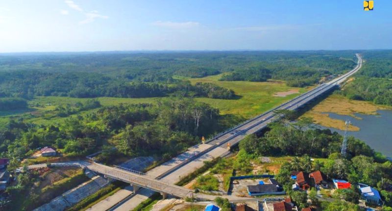 Lewat Jalan Tol Pertama di Kalimantan Ini Balikpapan – Samarinda Cuma 1 Jam Saja