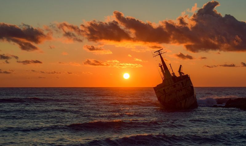 Kapal Ikan Berbendara RRT Ditemukan Terbalik di Samudra Hindia, 17 Awaknya WNI