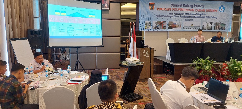 BPK Wilayah III Edukasi Pemilik dan Pengelola Bangunan Cagar Budaya di Padang