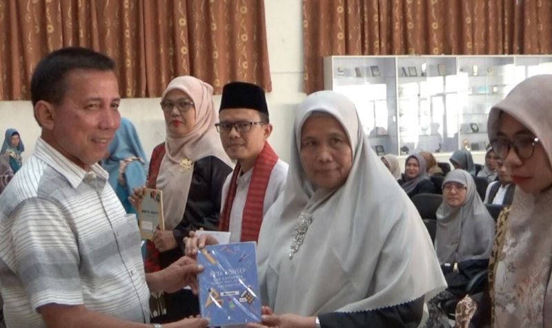 354 Buku yang Diluncurkan di HUT Kota Padang akan Dibeli dengan Dana BOS  