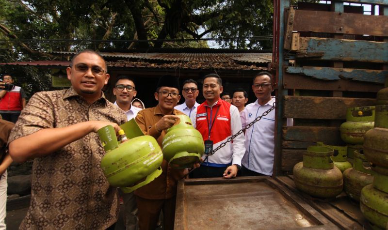 Andre Rosiade ‘Kawal’ Operasi Pasar Pertamina Atasi Kelangkaan Gas LPG ...