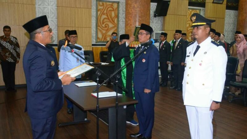 Lantik 5 Pejabat Eselon II dan 38 Pejabat Eselon III, Ini Pesan Wali Kota Padang