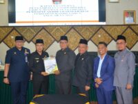 DPRD Padang Gelar Dua Paripurna, Penyampaian Propemperda dan Pendapat Akhir Fraksi Terhadap RAPBD TA 2024
