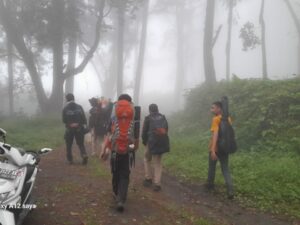 Gunung Marapi Kembali Erupsi, BKSDA Sumbar Upayakan Evakuasi Para Pendaki