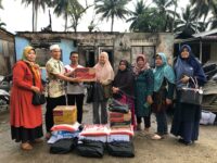 PT Semen Padang Salurkan Bantuan untuk Korban Kebakaran di Indarung
