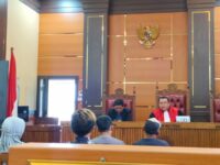 Empat PKL dan Seorang Pemilik Kafe di Padang Disidang Tipiring