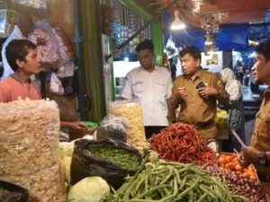 Tim Pemko Pariaman Survei ke Pasar, Ini Daftar Harga Bahan Pokok jelang Ramadan