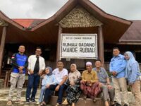 Vasko Ruseimy Kunjungi Rumah Gadang Mande Rubiah di Lunang Pesisir Selatan