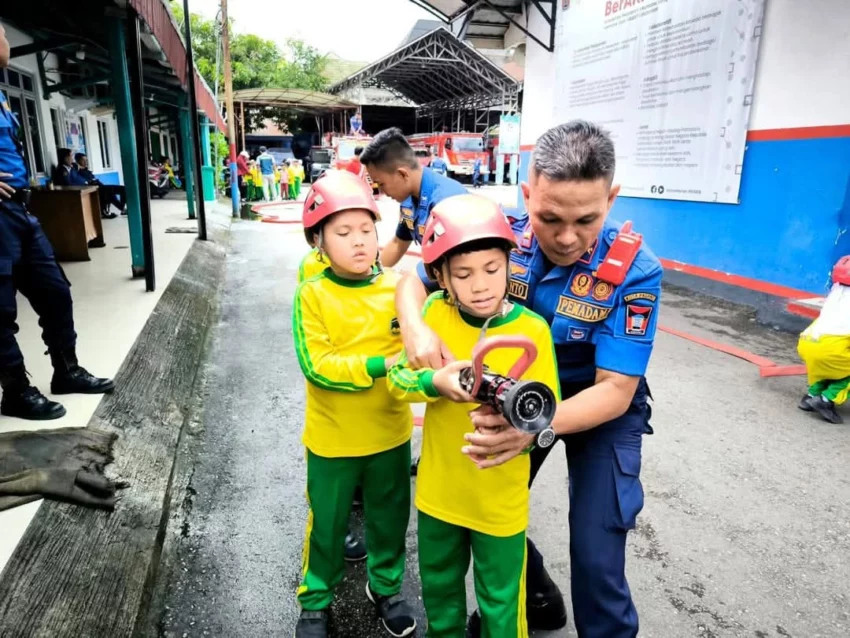 Ceria dan Edukatif, Puluhan Murid SD IK Makkah